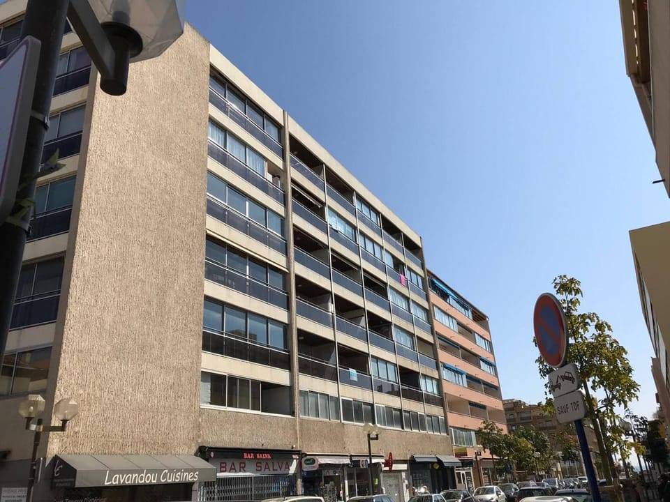 Appartement T2 climatisé avec terrasse, Le Lavandou - FR-1-308-54 Apartment in Le Lavandou