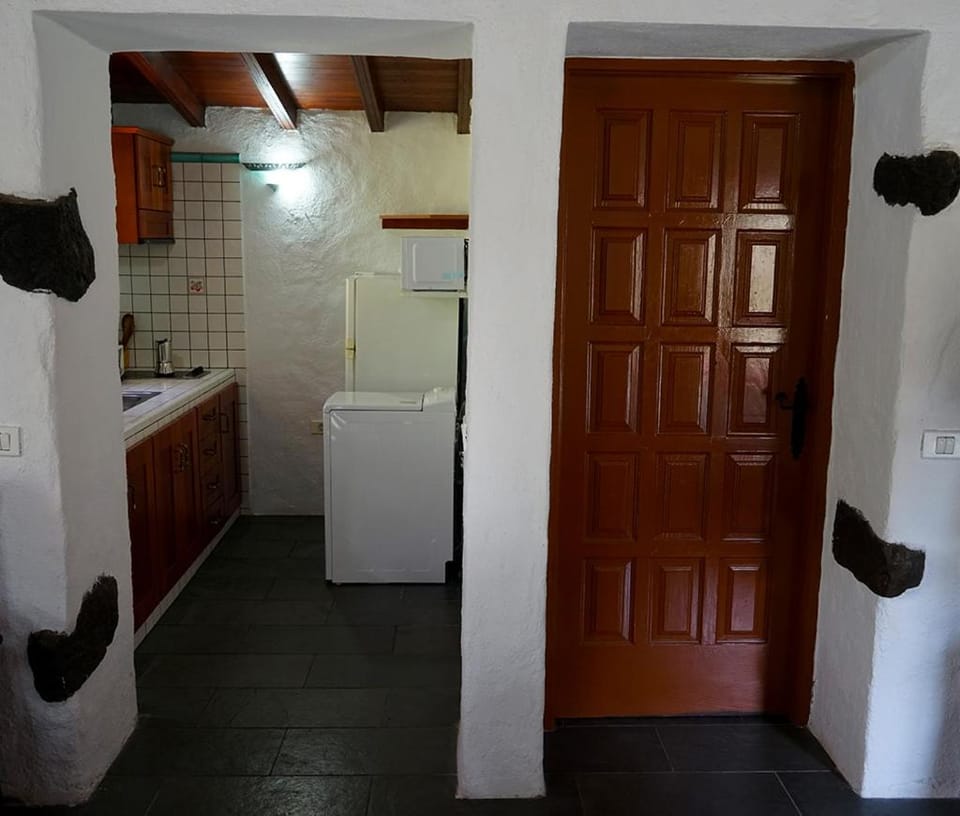 Kitchen or kitchenette, Decorative detail
