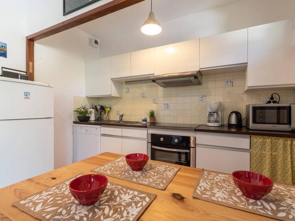 Appartement 4 pers. à Saint-Lary avec parking - FR-1-296-278 Apartment in Saint-Lary-Soulan