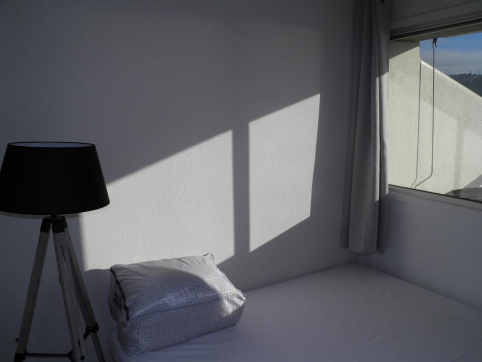 Studio-mezzanine lumineux avec parking à 150m des plages, animaux bienvenus - FR-1-338-330 Apartment in Occitanie