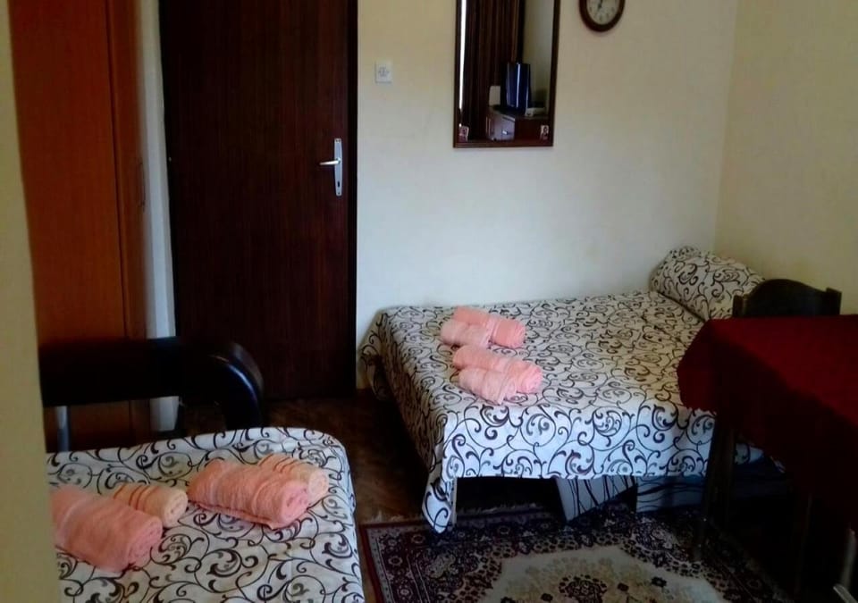 Living room, Photo of the whole room