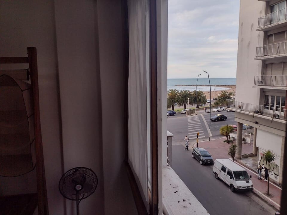 Departamento vista al mar Playa Las Toscas Apartment in Mar del Plata