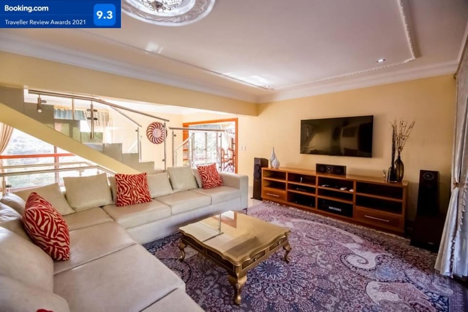 7 Yellow Wood Drive, Zimbali Coastal Estate House in Dolphin Coast