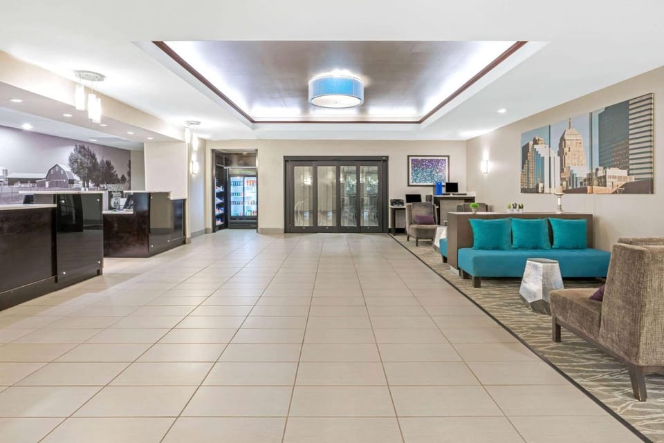 Lobby or reception, On site