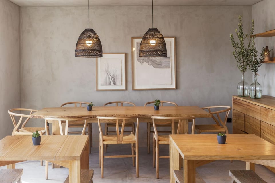Property building, Restaurant/places to eat