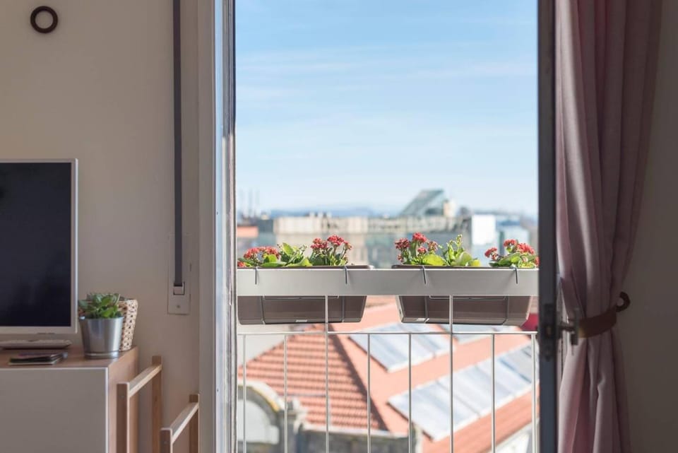 View (from property/room), City view