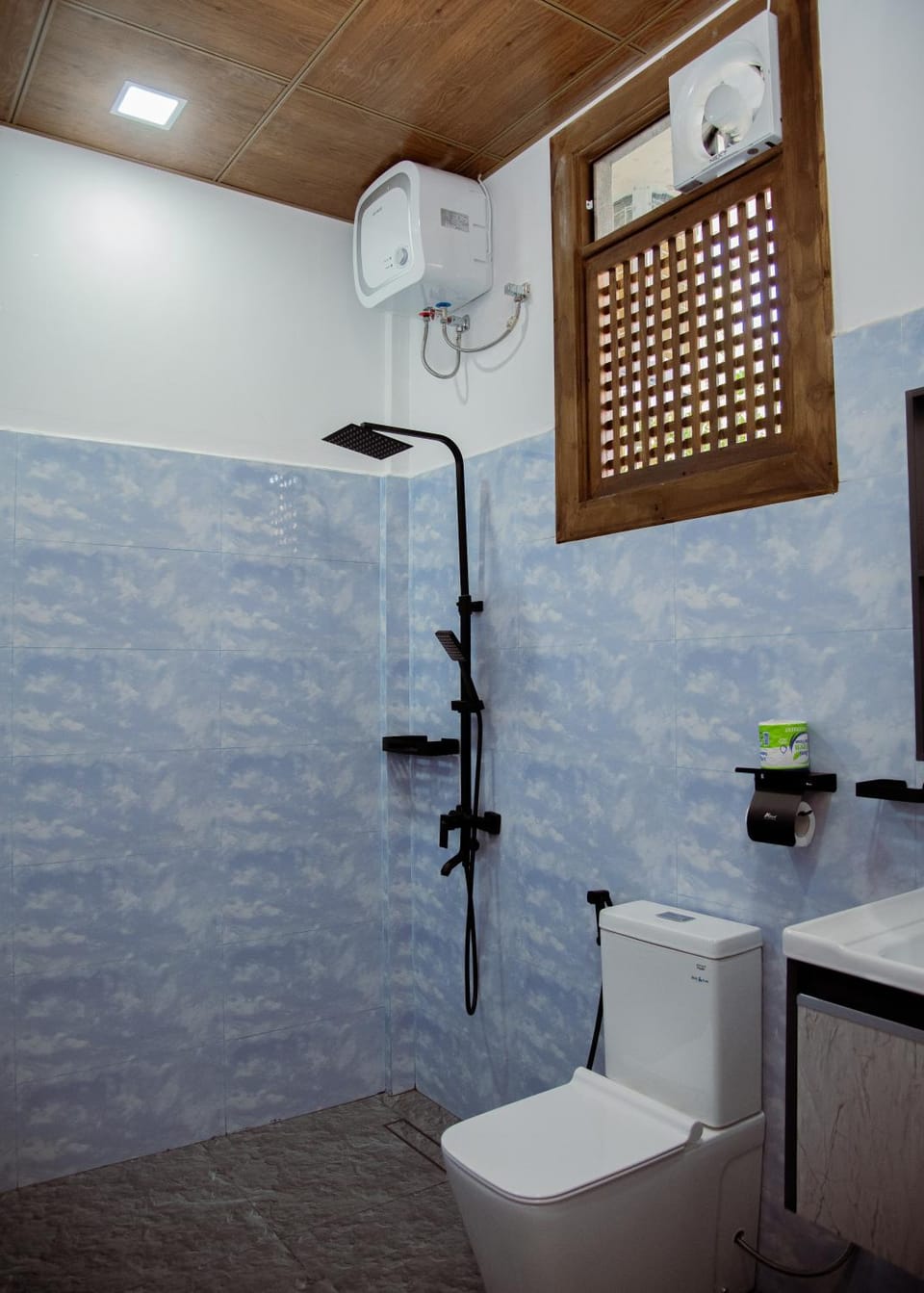 Shower, Toilet, Bathroom