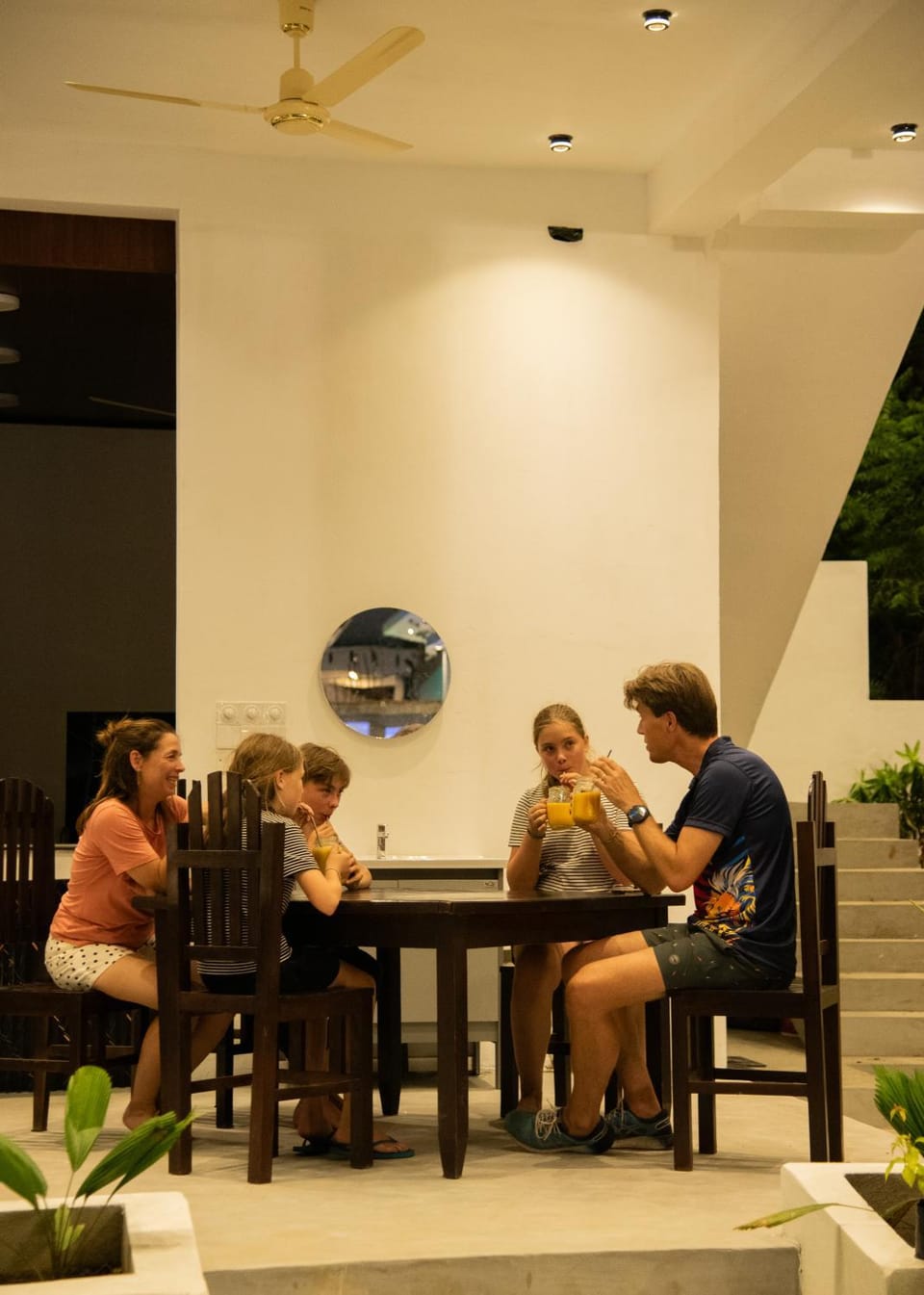 Living room, Seating area, Dining area, children, group of guests, Family