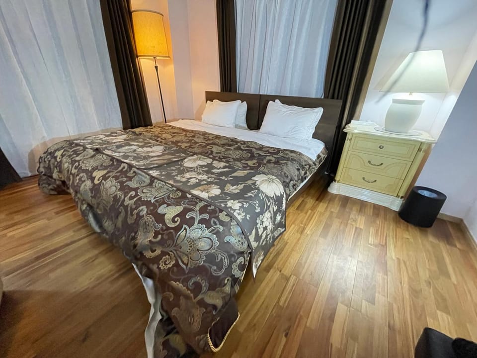 Guest House Koza Gate2 Bed and Breakfast in Okinawa Prefecture