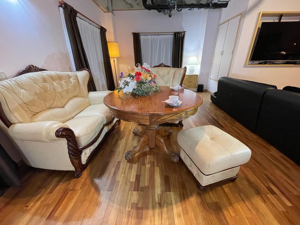 Guest House Koza Gate2 Bed and Breakfast in Okinawa Prefecture
