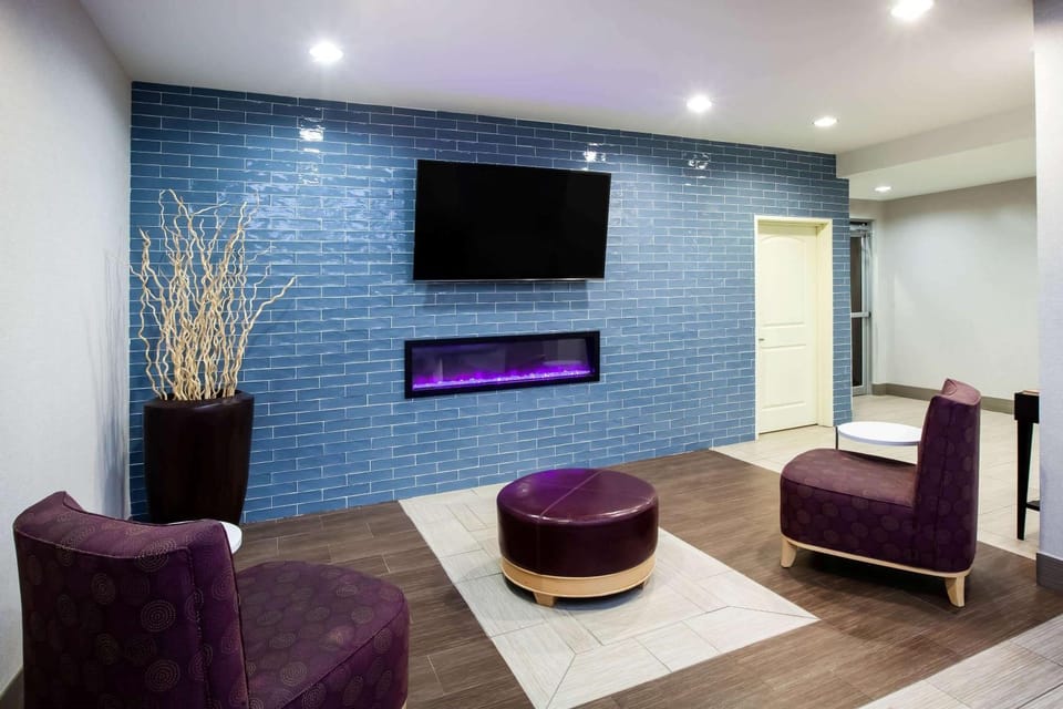 Lobby or reception, On site