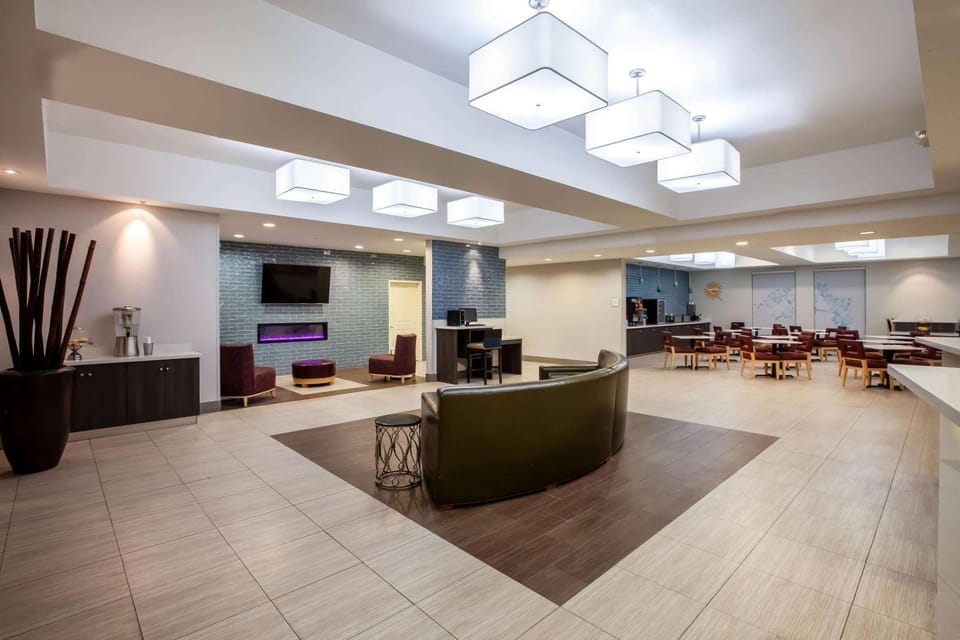 Lobby or reception, On site
