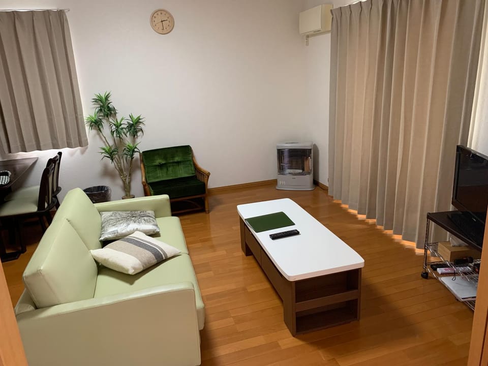 TV and multimedia, Living room, air conditioner