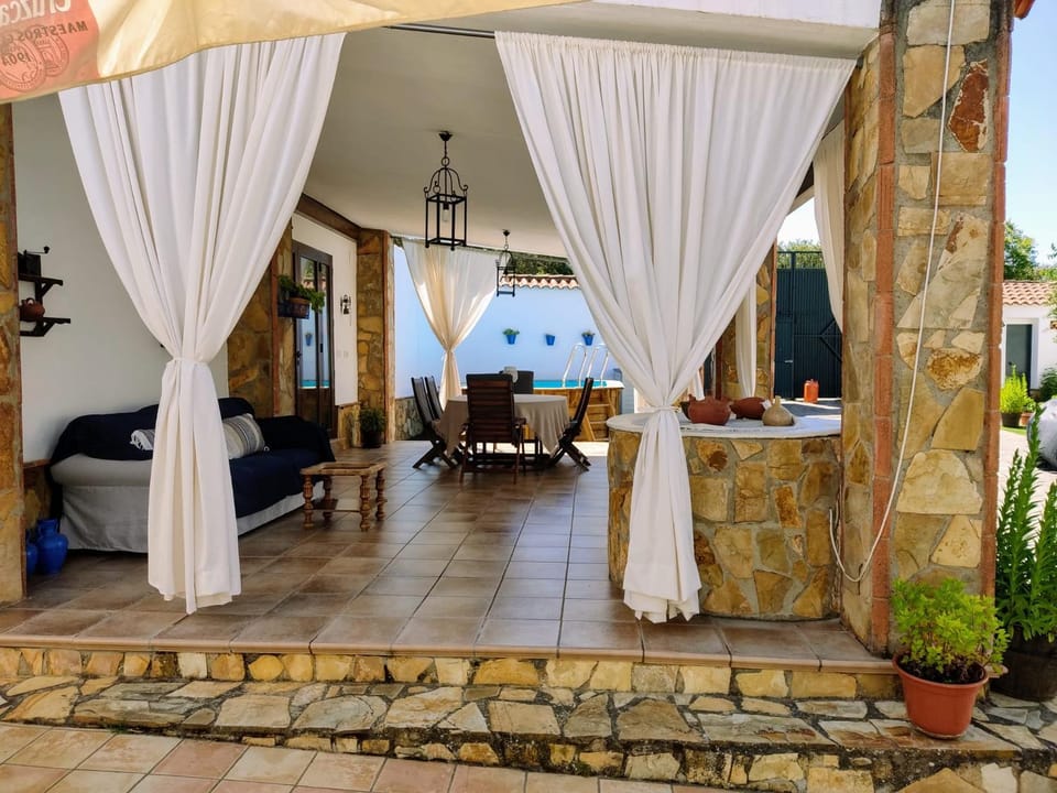 Patio, Balcony/Terrace