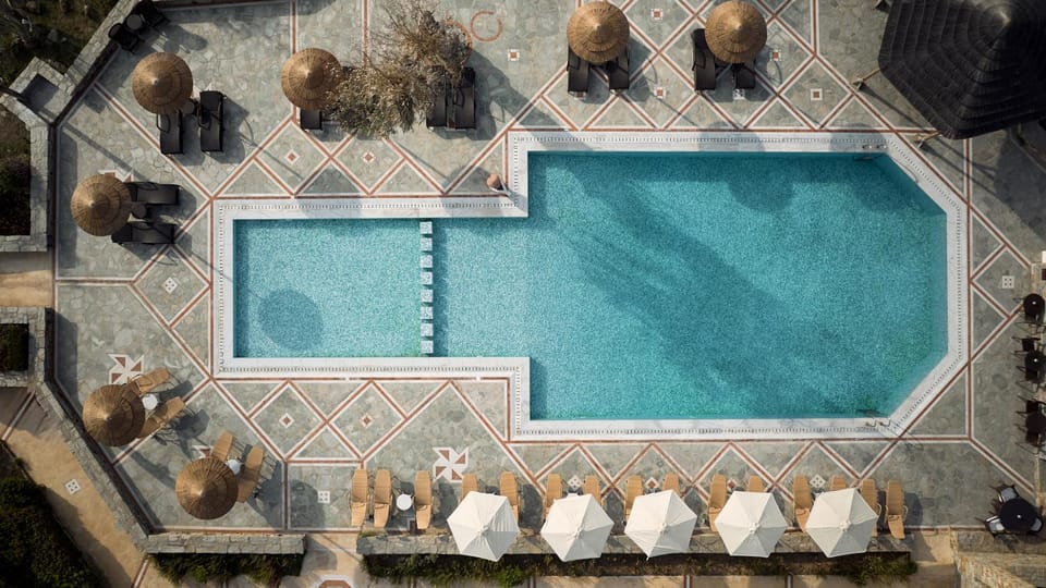 Property building, Swimming pool