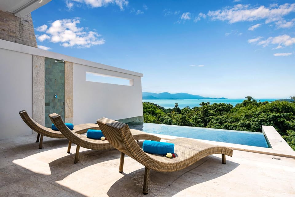 Balcony/Terrace, Pool view, Sea view, Swimming pool, Swimming pool