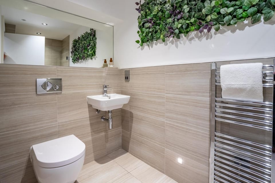 Toilet, Bathroom