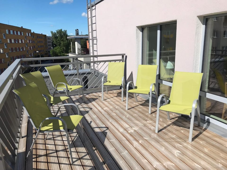 Patio, Balcony/Terrace, sunbed