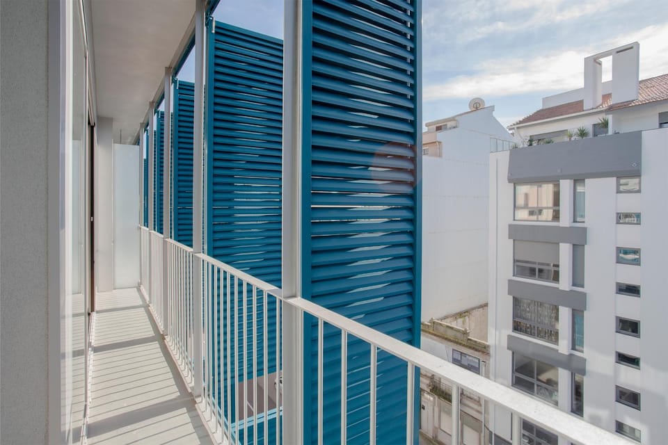 Balcony/Terrace, City view, Street view, Quiet street view