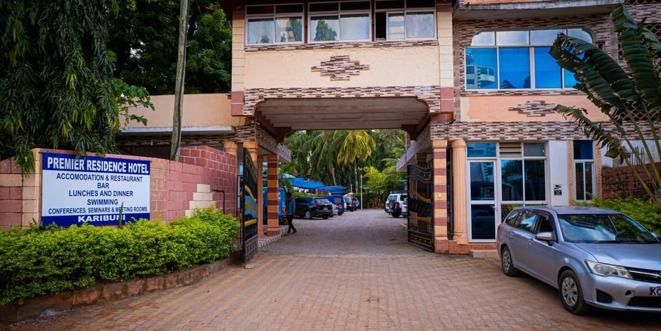 Facade/entrance, Day
