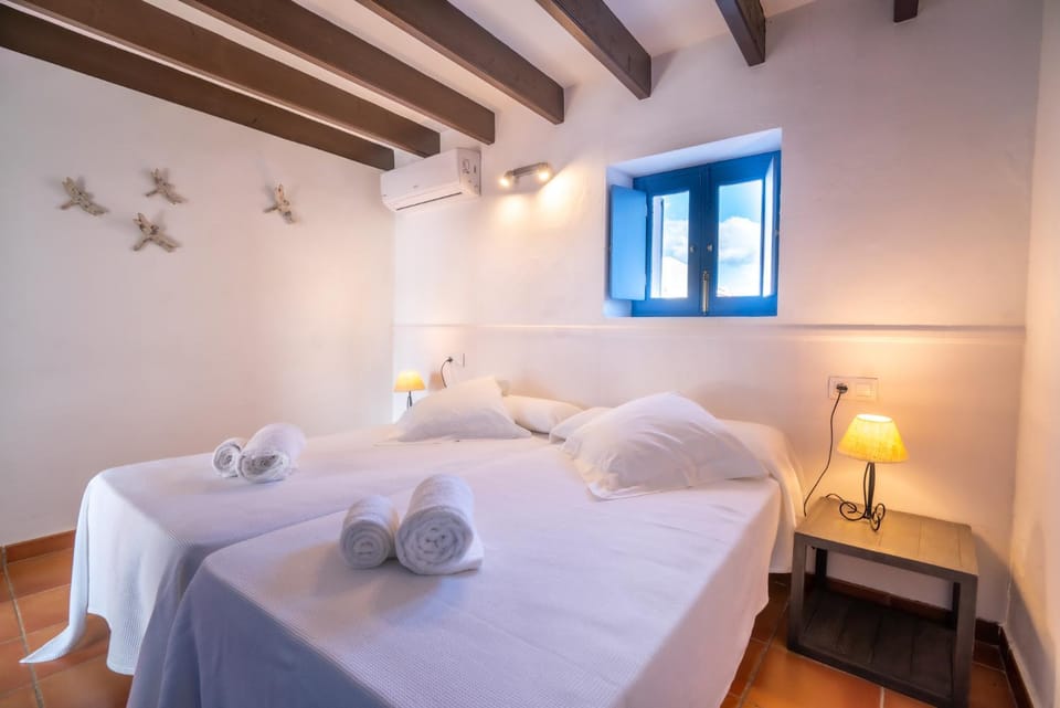 Cas Saliners - La Savina Country House in Formentera