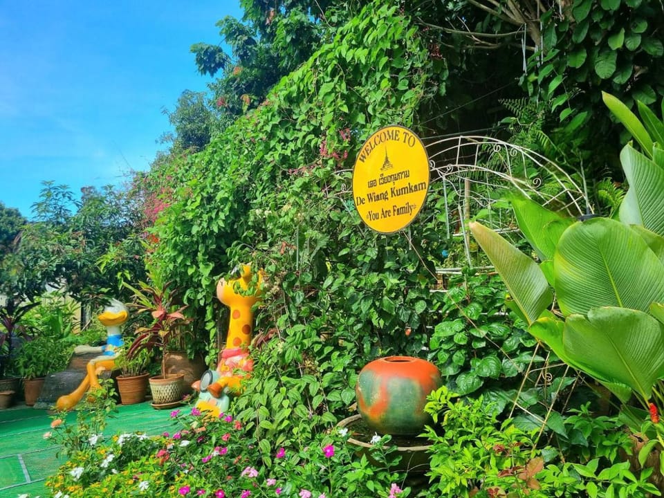 Property logo or sign, Garden view