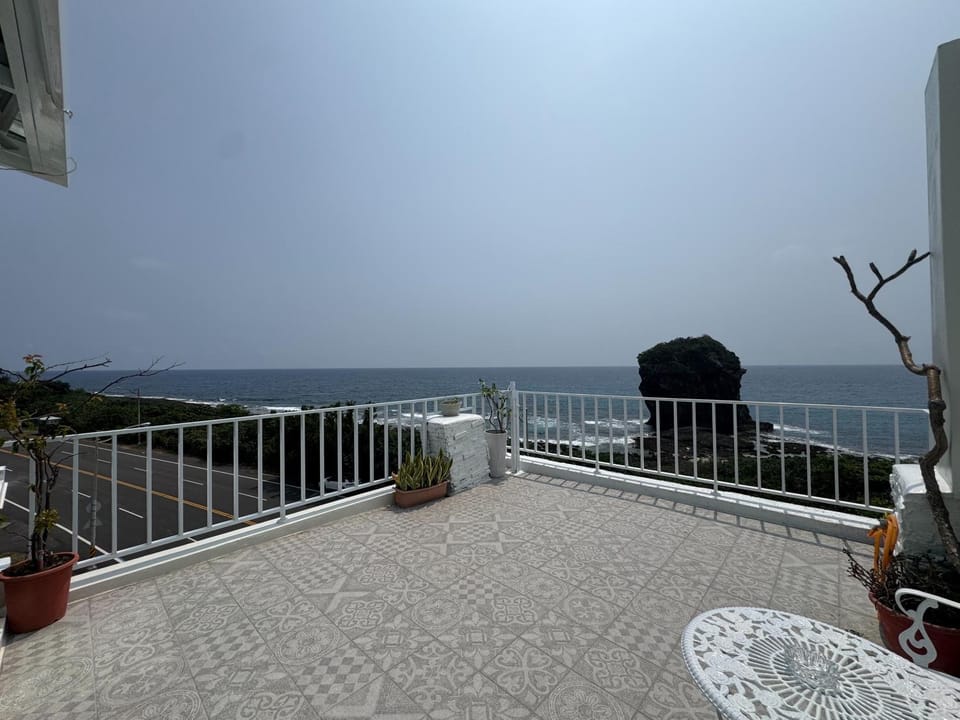 Day, Natural landscape, View (from property/room), Balcony/Terrace, Sea view