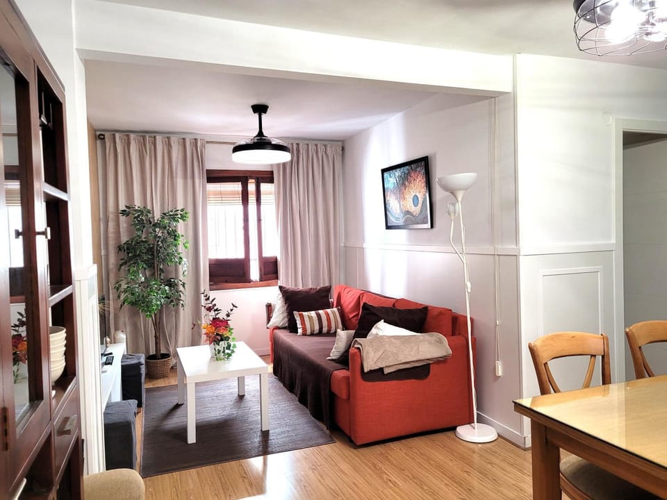TV and multimedia, Living room, Dining area