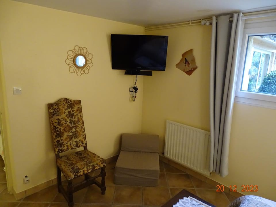 TV and multimedia, Bedroom