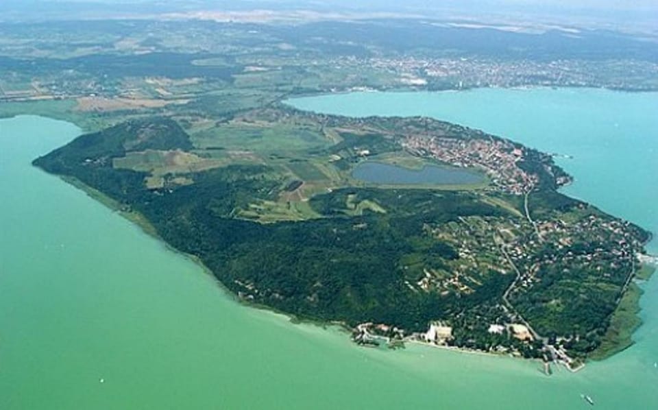 Off site, Bird's eye view