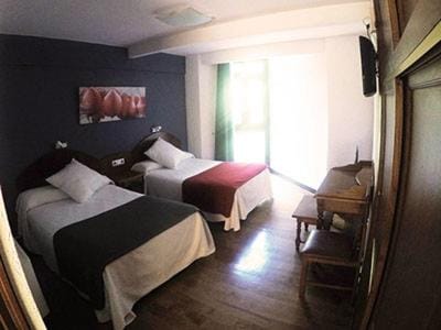 Day, Photo of the whole room