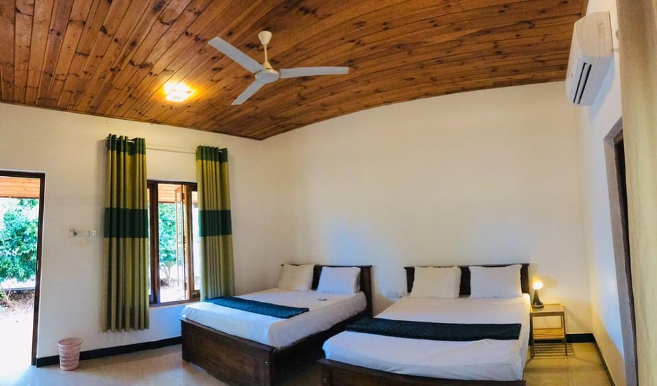 Bed, Photo of the whole room, Bedroom, fireplace, air conditioner