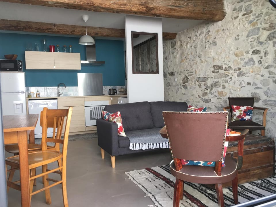LOFT COCON EN PLEIN CENTRE DE SETE Apartment in Occitanie