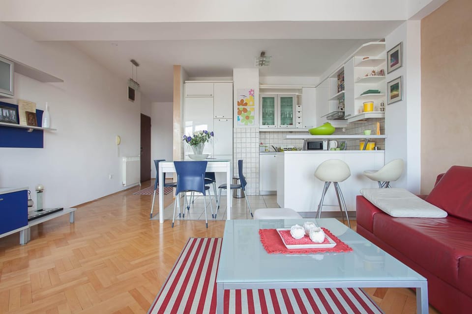 Kitchen or kitchenette, Living room, Dining area