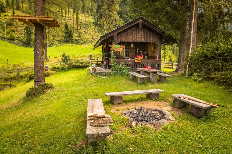 BBQ facilities, Evening entertainment