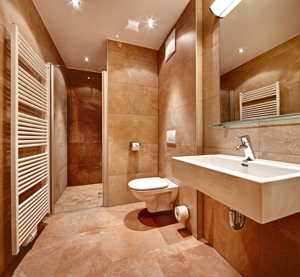 Shower, Toilet, Bathroom