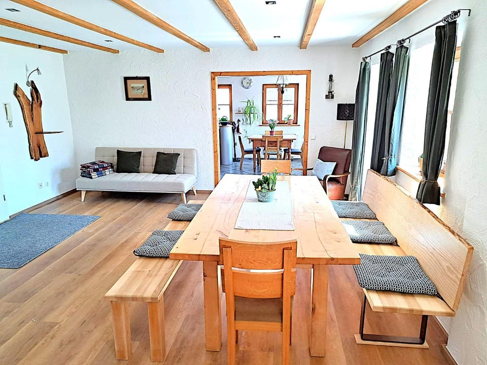 Living room, Dining area