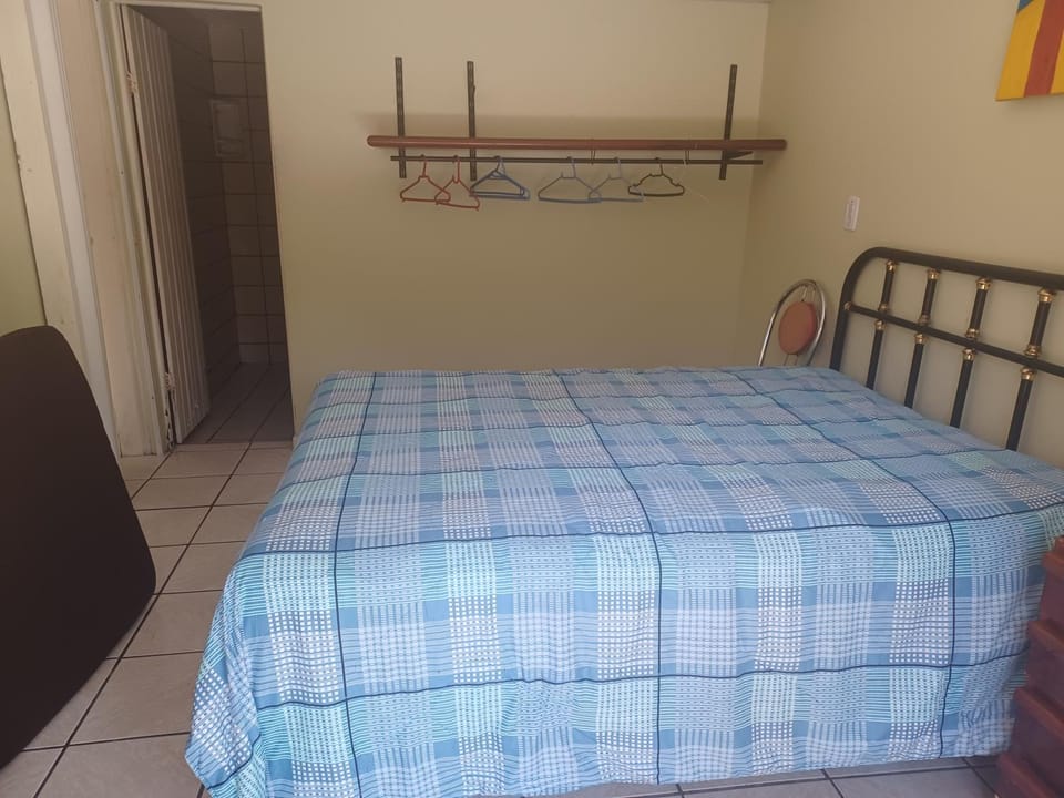 Kitnet próximo calcadão Praia Jacaraipe House in Serra