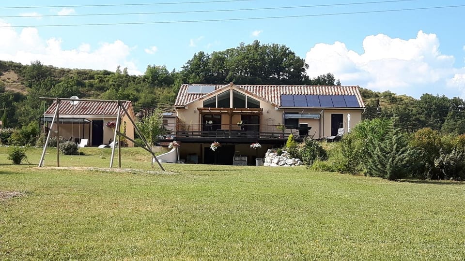 Property building, Garden view