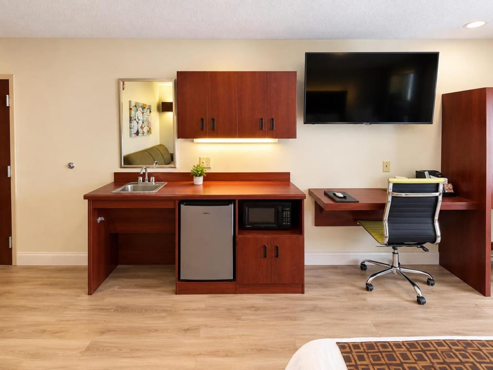TV and multimedia, Kitchen or kitchenette