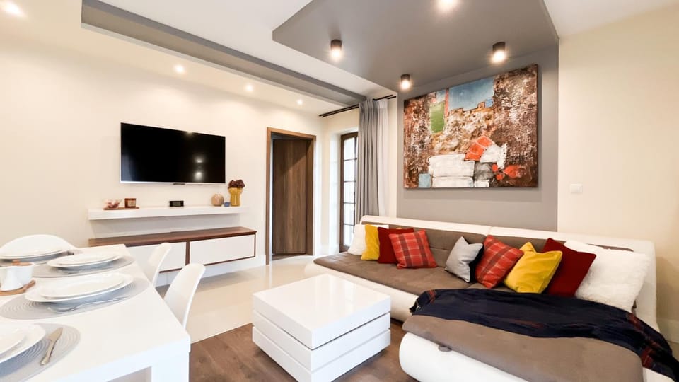 TV and multimedia, Living room