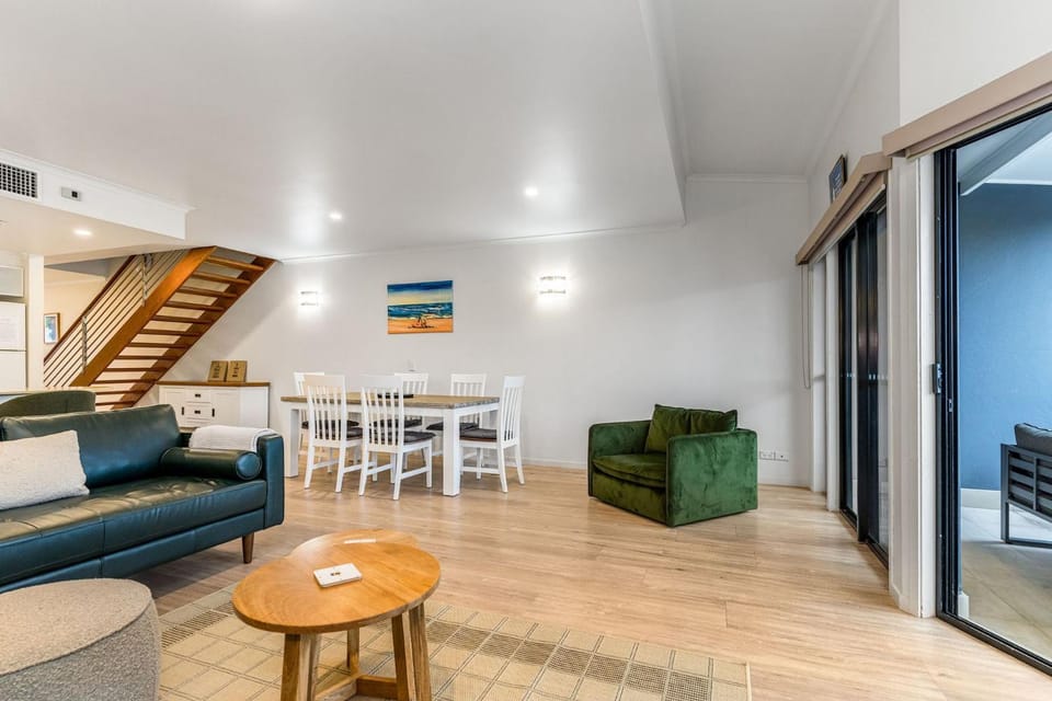 Solace 3 - 8 Lawson Street Apartment in Byron Bay