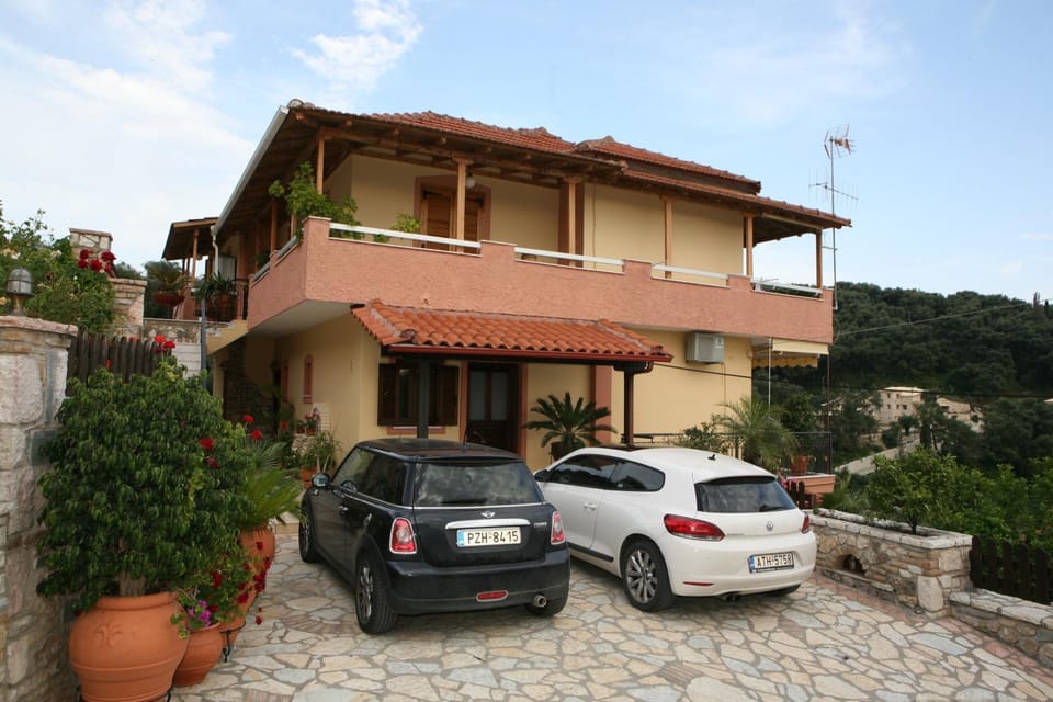 Katsios Studios Apartment in Peloponnese, Western Greece and the Ionian