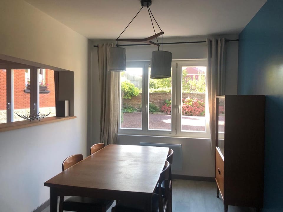 Le cabinet de Benoni Cabin in Hauts-de-France