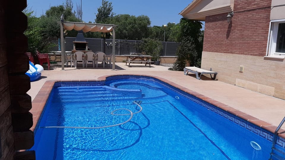 BBQ facilities, Garden, Swimming pool, Swimming pool
