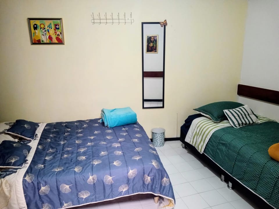 Hostal CasAlé Usaquén Hostel in Bogota
