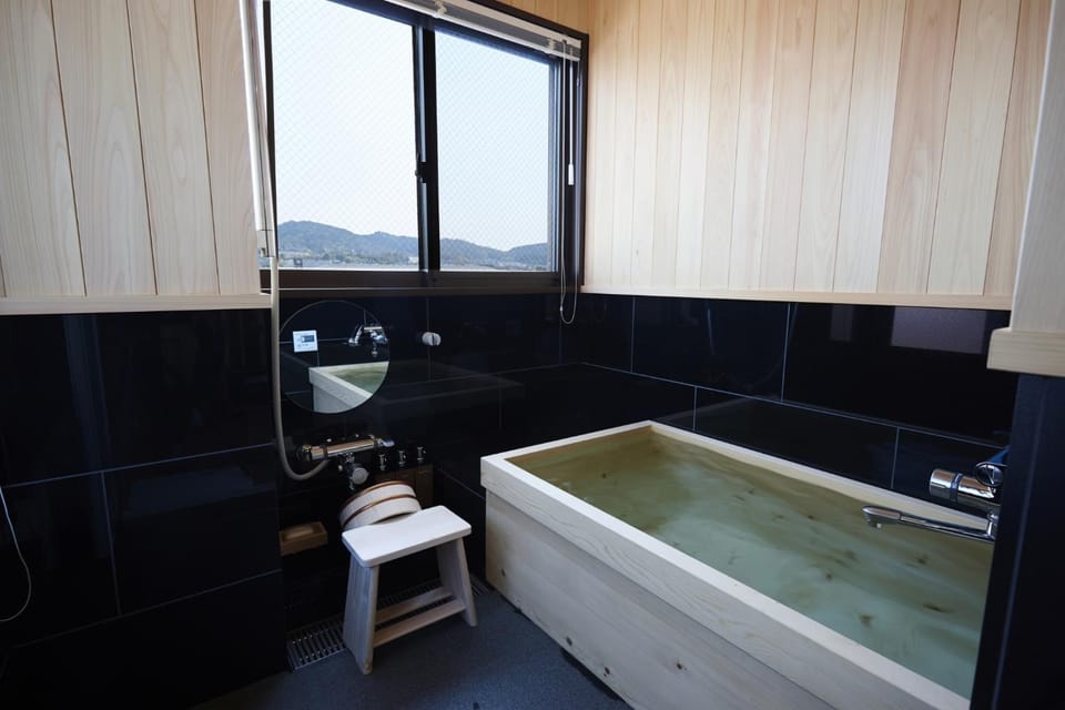Bathroom, Bath
