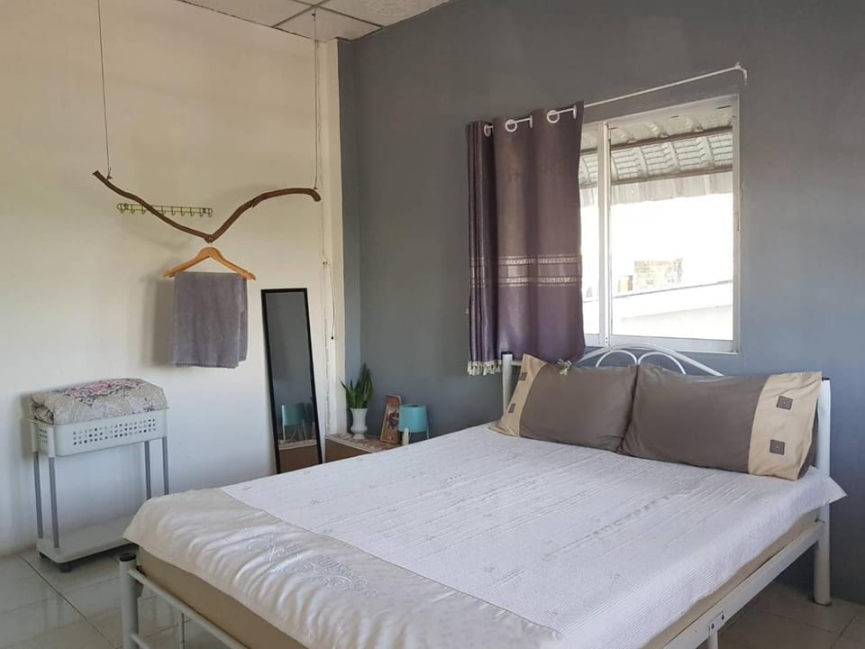 Take A Rest At Nakhon Phanom Bed and Breakfast in Laos