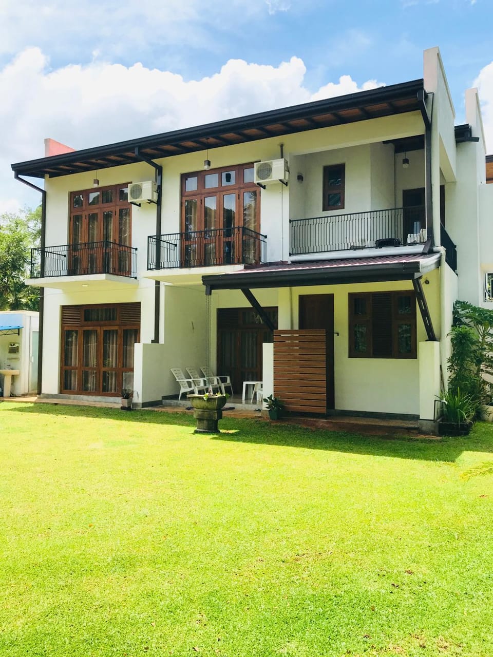RUWINSONS Canal Garden Hotel in Sri Lanka