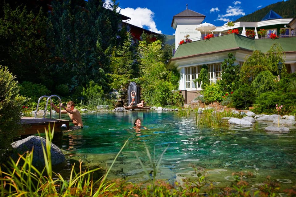 Garden, Swimming pool